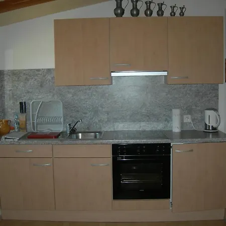 Aivla Apartment *